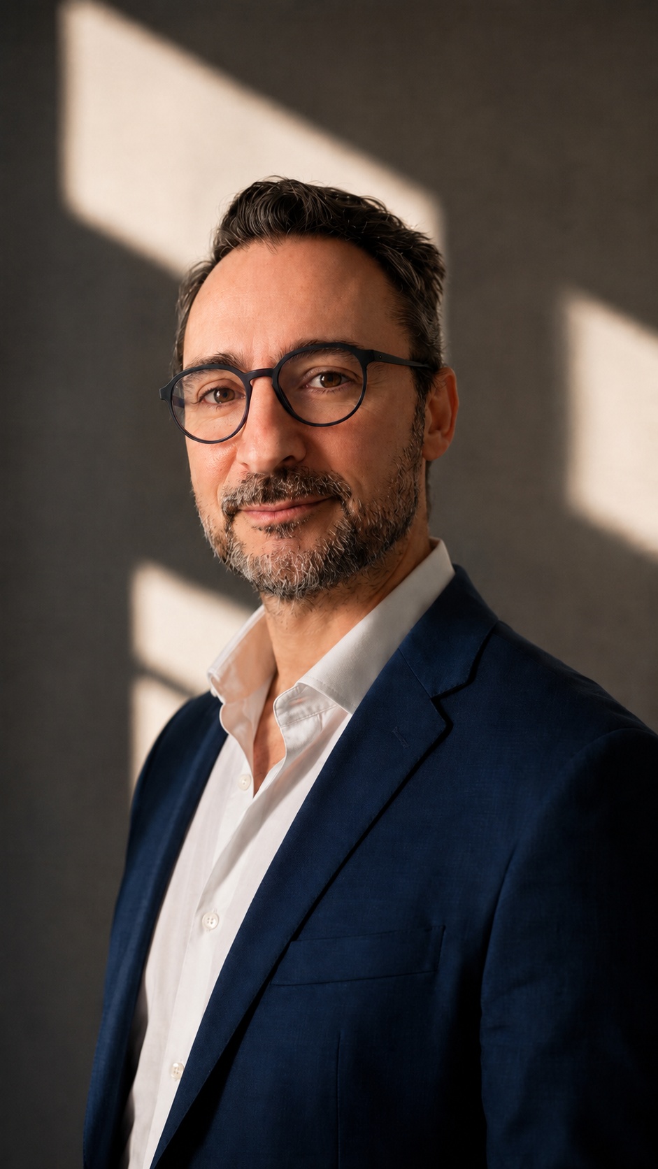 José Pinho, fundador da Ahkoris